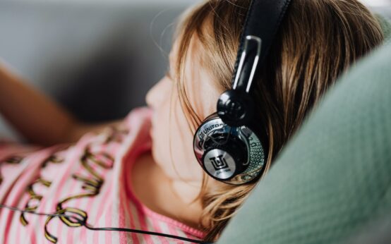 How songs can accelerate Language Development in Autistic Children