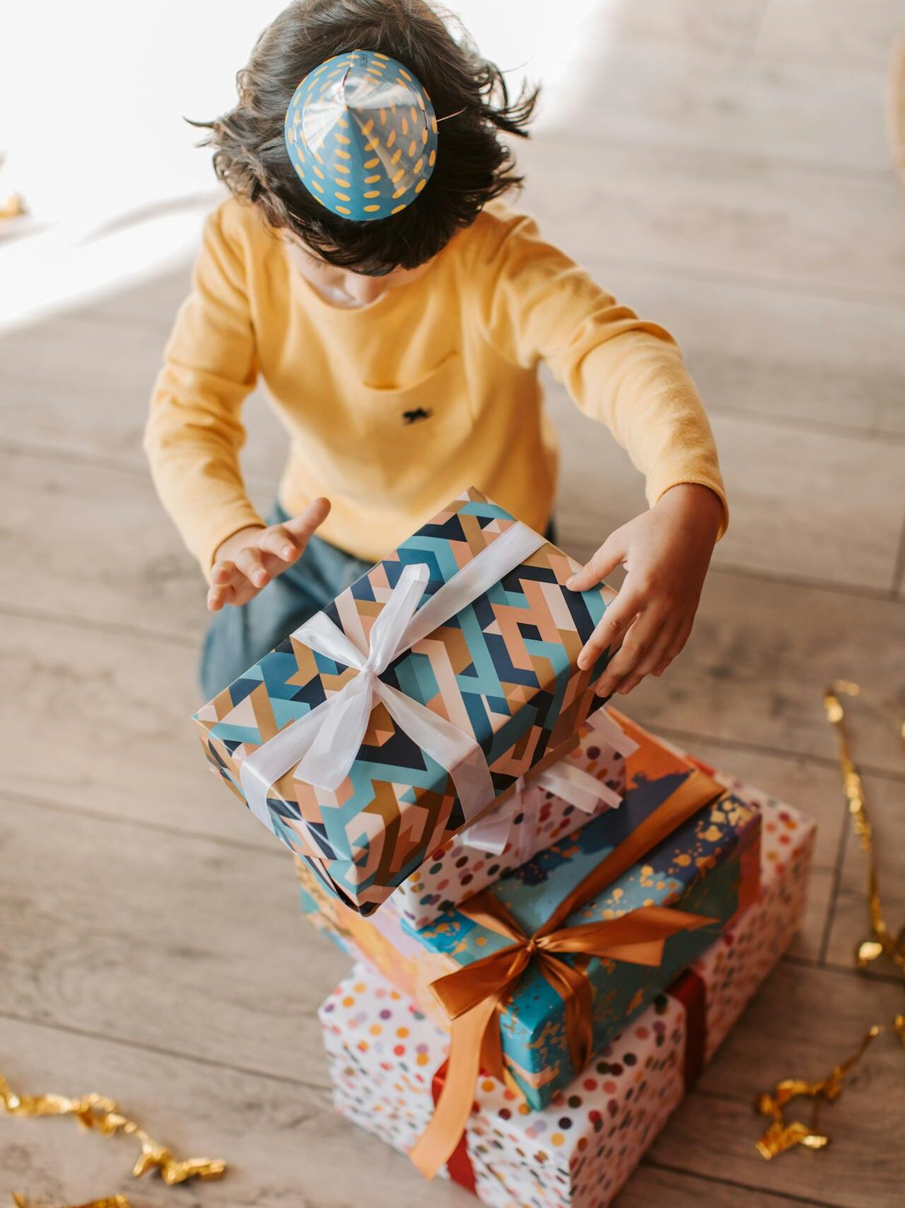 CONSIDERATIONS WHEN CHOOSING GIFTS FOR CHILDREN WITH AUTISM