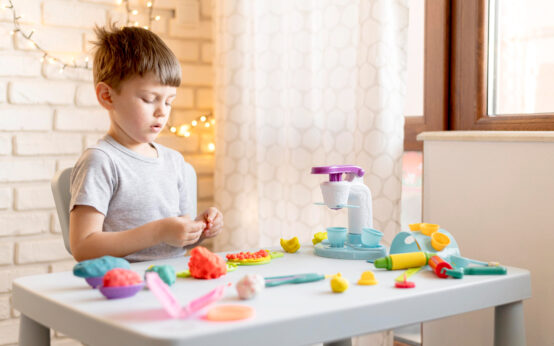 10 Sensory Products for Autistic Children That Make Learning Fun